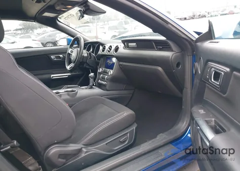 2022 Ford Mustang Ecoboost z USA, uszkodzony, nr VIN 1FATP8UH7N5144894